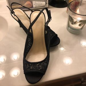 Nine West Black Slingback Heels 👠